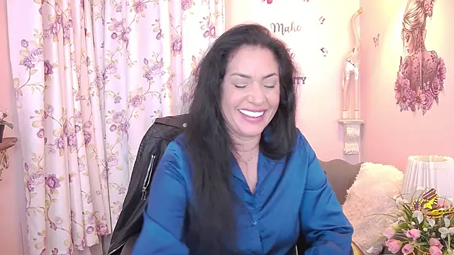 MyLovOne's cam snapshot