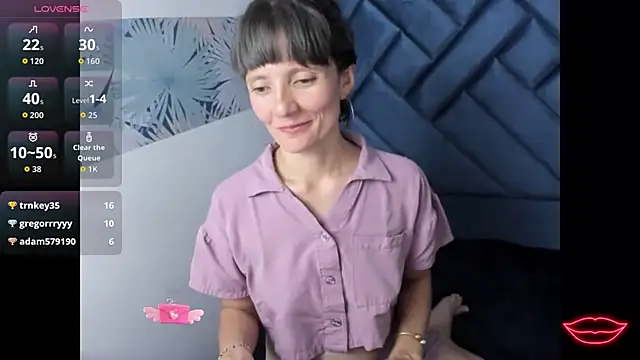 Valery_More__'s cam snapshot