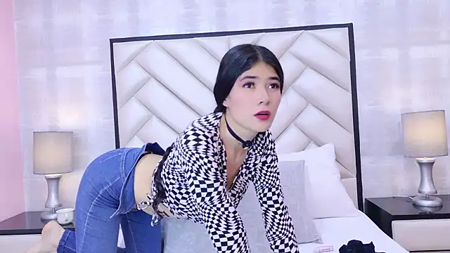 CristalShayy live sex cam