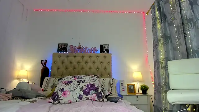 shantallhotxx live sex cam