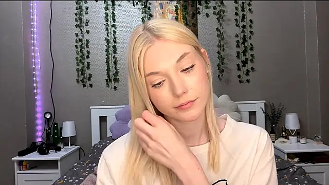 LlsabethHaze's cam snapshot