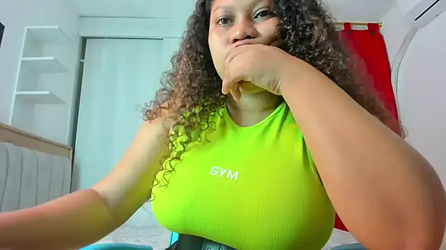 Lunastar02 live sex cam