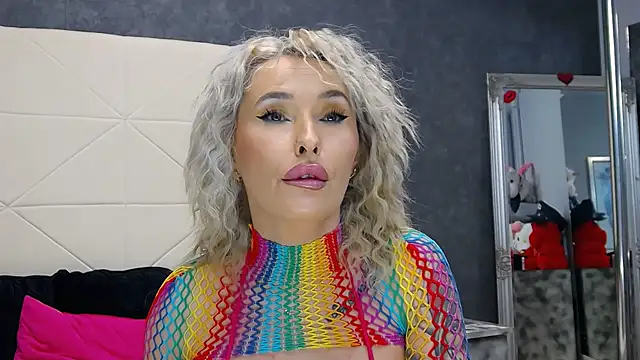 IssaSmith live sex cam