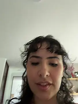 SugarTroubl33 live sex cam