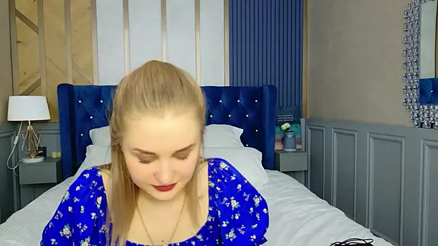 Molly_Voss's cam snapshot