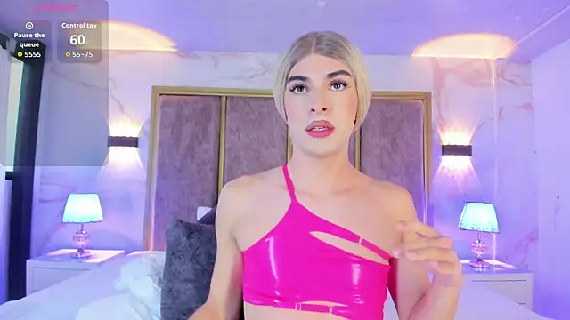 MaxiRogers live sex cam