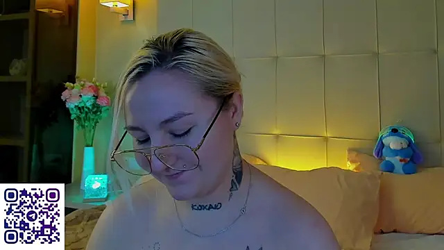 Debbie_Taylor live sex cam