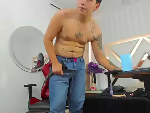 ThomasThund live sex cam