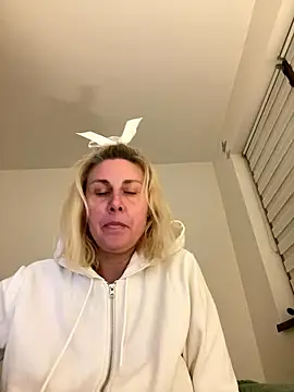 Amelia9798's cam snapshot