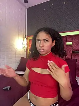 Tatianapink18's cam snapshot