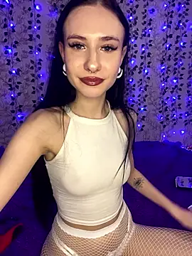 SnowWhite_Lissa's cam snapshot