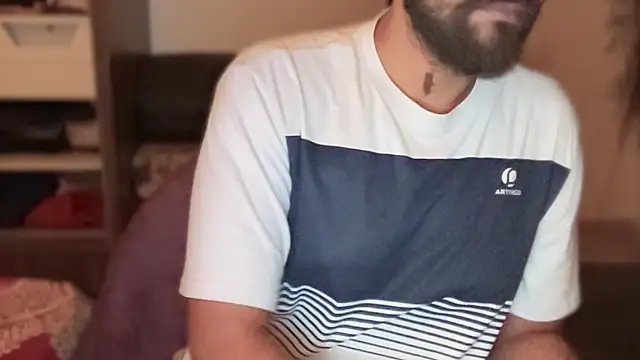 MakeMeAwareAah live sex cam