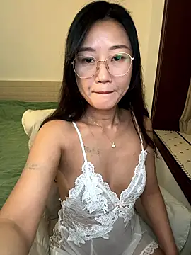 AnnieLi888's cam snapshot