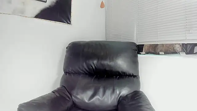 tyler_twink_boy's cam snapshot