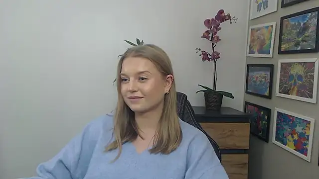 Mysteryerica's cam snapshot