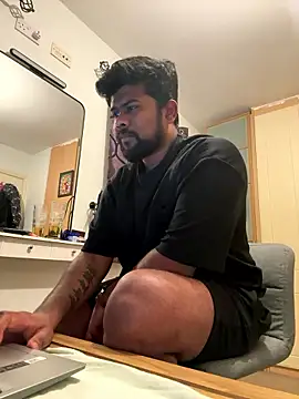 YOURCRAZYDADDY live sex cam