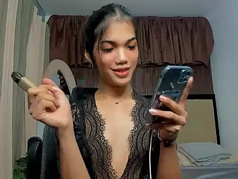 CassieSommereux live sex cam