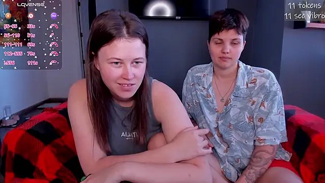 Tenderly_Couple live sex cam