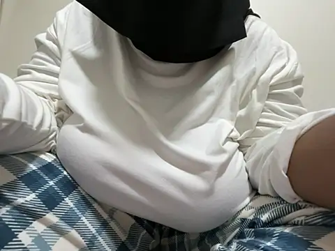 Submissive_Arab live sex cam