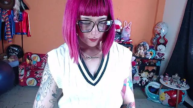 MissMiia2 live sex cam