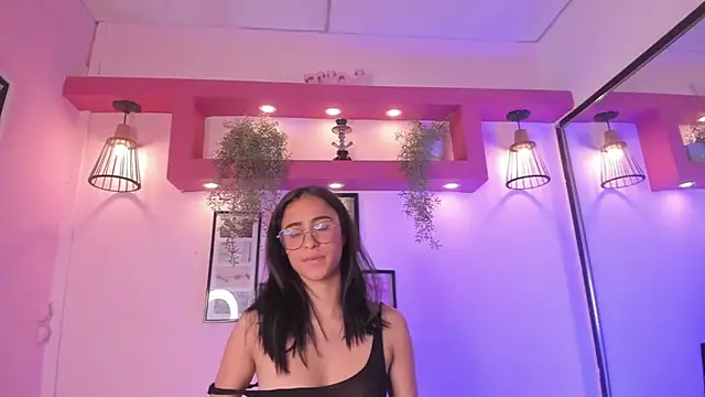 Alana_Martinez_'s cam snapshot