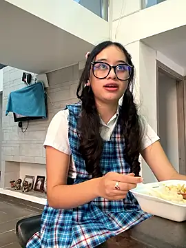 l0lita_sweet live sex cam