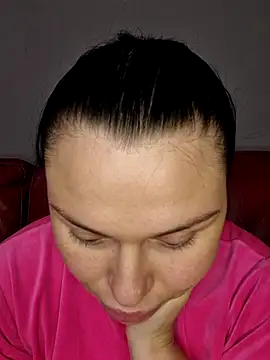 9Alice's cam snapshot