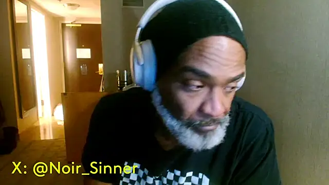 sinnernoir live sex cam