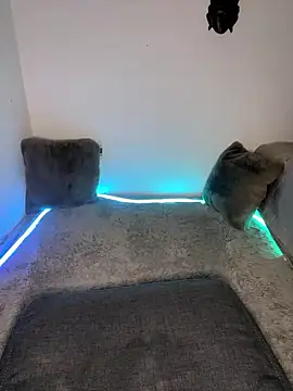 AuroraAllure_27's cam snapshot