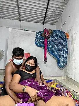 Desicouple1706's cam snapshot