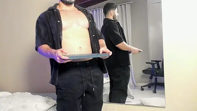 Thiago_moretti's cam snapshot