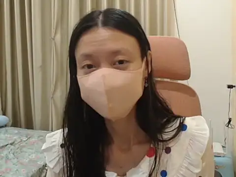 Lil-Cherries's cam snapshot