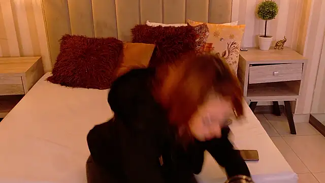 danielamilles's cam snapshot