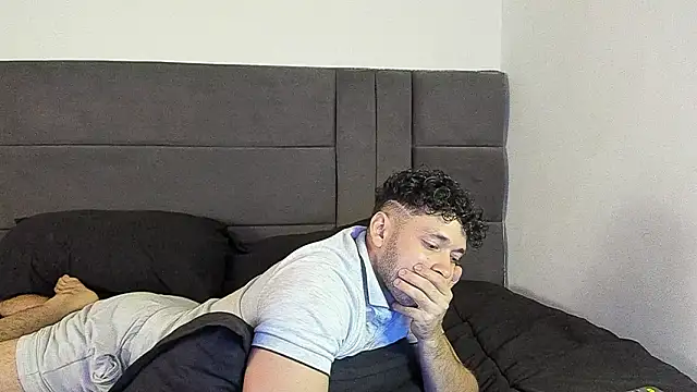 alejandro__2's cam snapshot