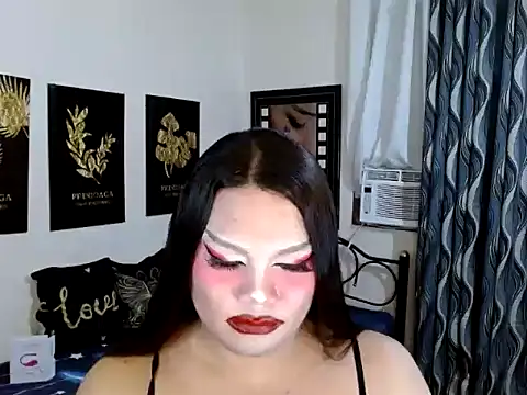 TSbrianaHugeCock's cam snapshot