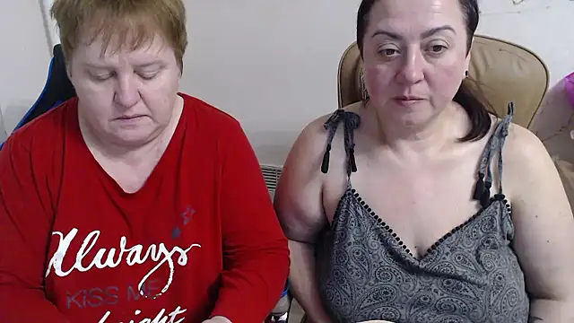 Bertie_Adeline's cam snapshot