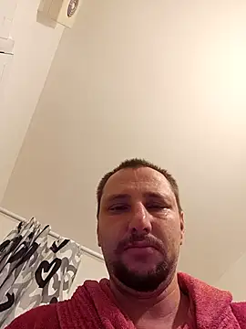 Miki20677 live sex cam