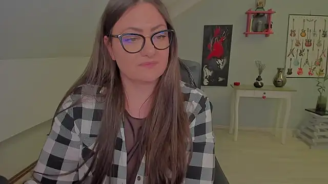 MistressDarrah's cam snapshot