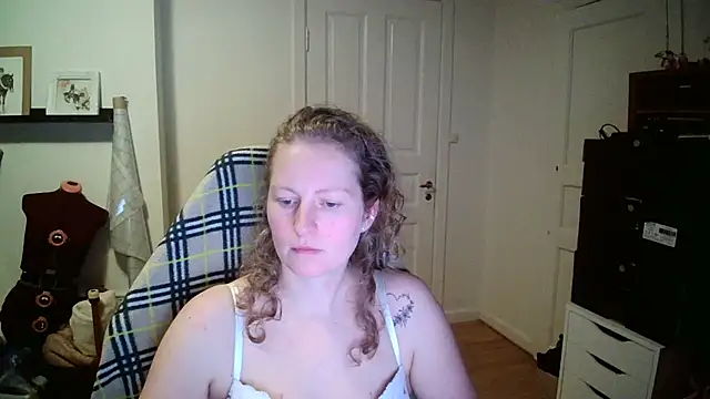 Girlnina-1995 live sex cam