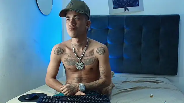 Ayala_777's cam snapshot