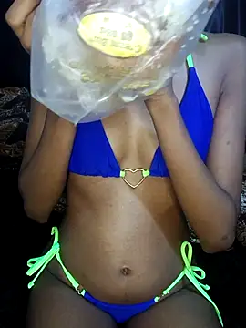 BunnyBloom25's cam snapshot