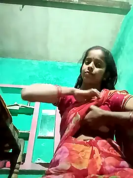 Alisha_beby143 live sex cam