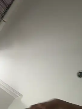 skinny_milky's cam snapshot