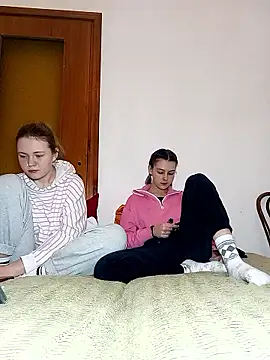 ella_maya's cam snapshot