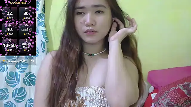 HornyAsian4uxx live sex cam