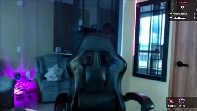 tevenwhiite live sex cam