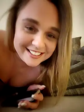 Juicy_PeachLux live sex cam