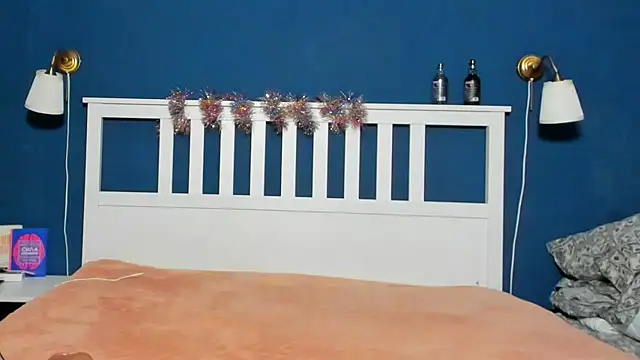 Santythousand's cam snapshot