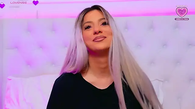 AriannaSins live sex cam