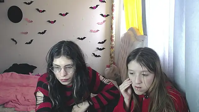 Briar_y_Blair live sex cam